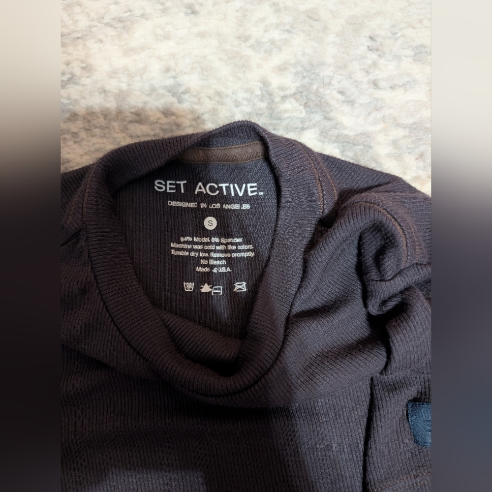 3/$25!! Set Active Crop Top Grey Small